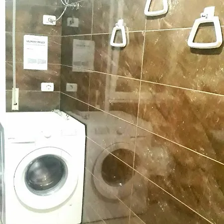 Guesthouse * Тирана